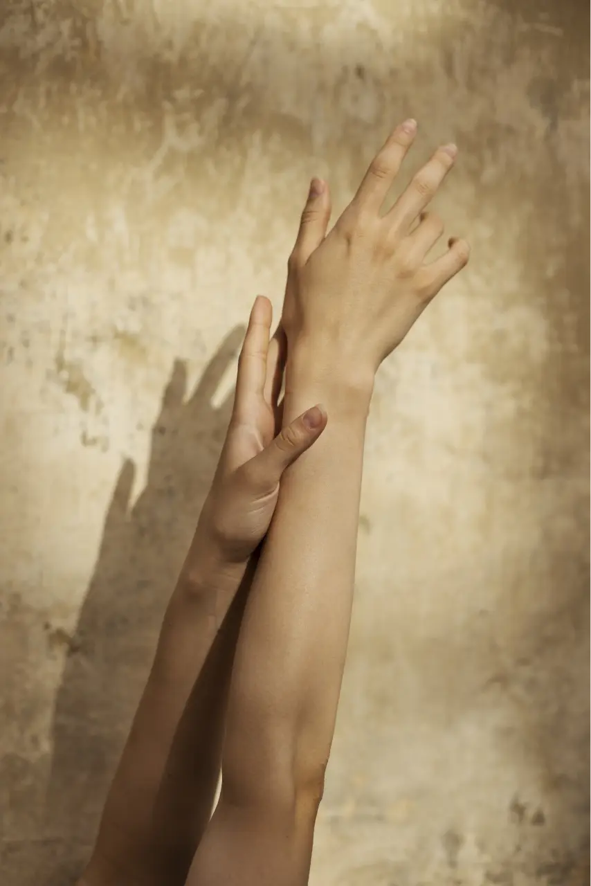 beautiful-sensitive-hands-concept