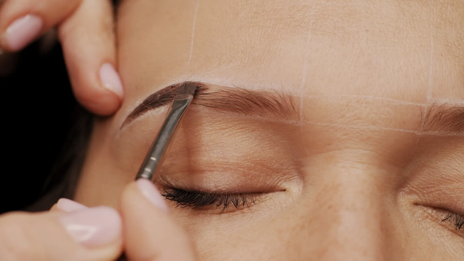 woman-is-on-the-eyebrow-coloring-procedure-profe-2026-03-09-00-14-35-utc