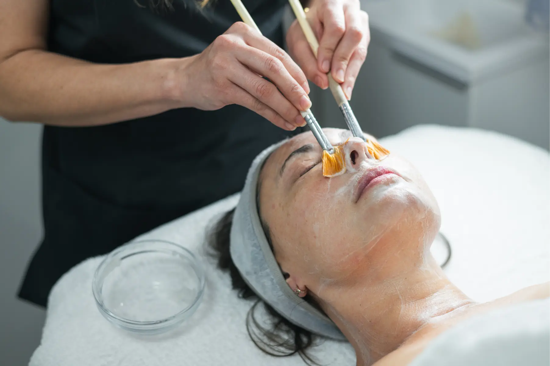 woman-receiving-a-facial-treatment-at-spa-2026-03-27-00-53-29-utc
