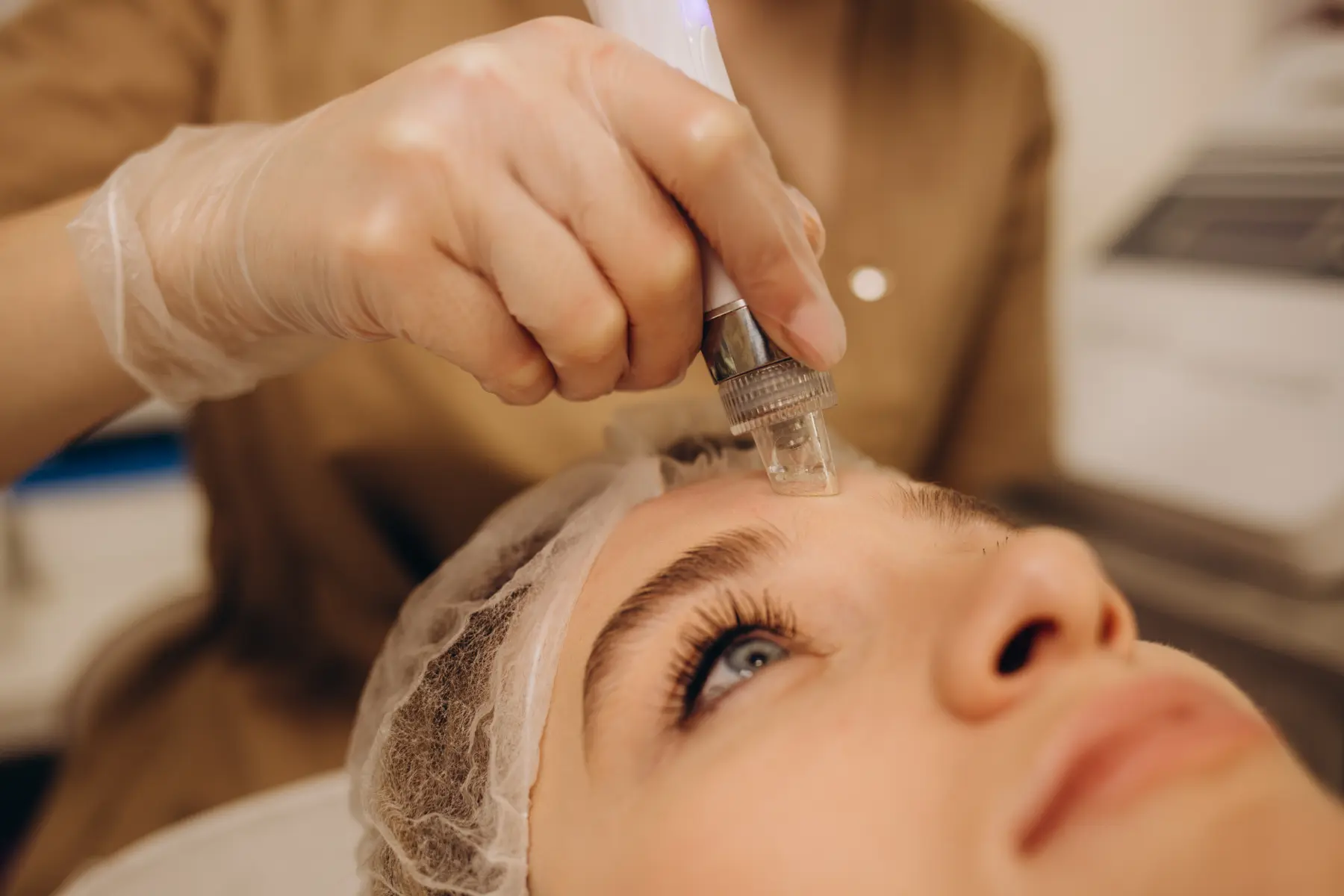woman-receiving-facial-treatment-indoors-2026-03-24-06-46-13-utc