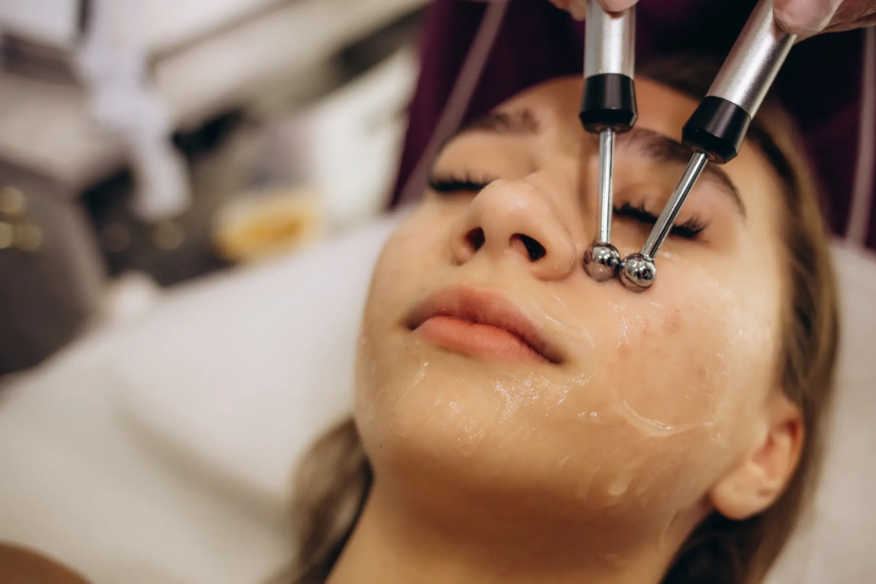 young-caucasian-woman-on-microcurrent-therapy-proc-2026-03-24-09-01-24-utc